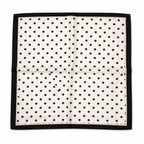 Foulard à pois